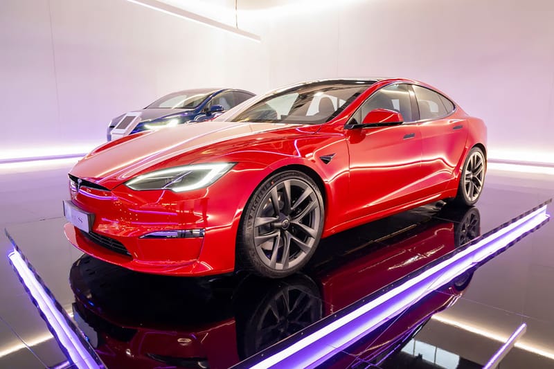 Tesla manda in pensione Model S e Model X per puntare tutto sui robot umanoidi Optimus