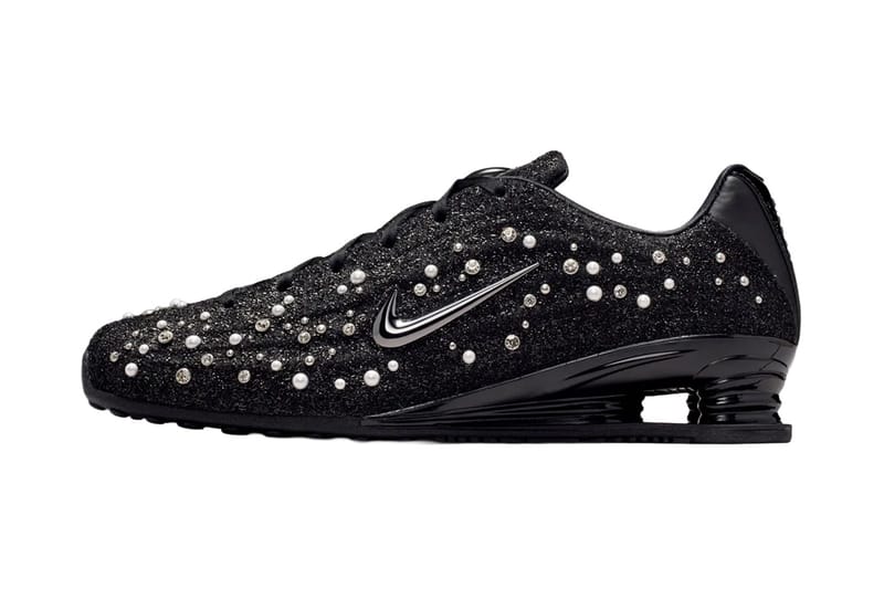 Nike Shox Z “Year of the Horse” brillano con perle e strass