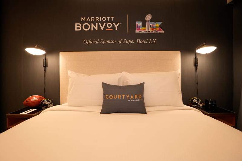 Dentro la Super Bowl Sleepover Suite di Marriott Bonvoy