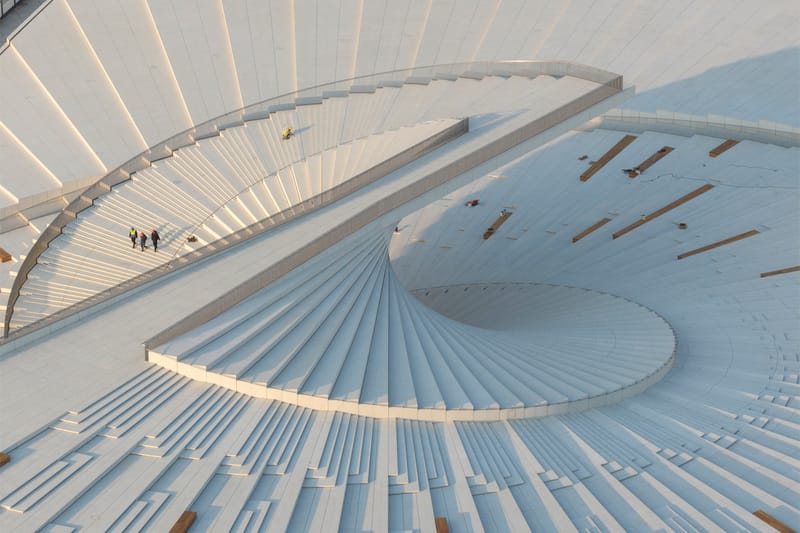 La Grand Opera House di Snøhetta a Shanghai aprirà alla fine del 2026
