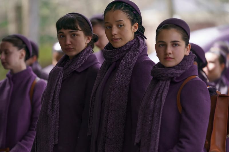 Hulu rilascia il primo trailer di “The Testaments”, la serie sequel di “The Handmaid’s Tale”