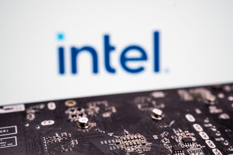Intel si unisce al megaprogetto “TeraFab” da 25 miliardi di dollari di Elon Musk