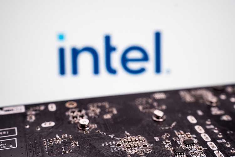 Intel si unisce al megaprogetto “TeraFab” da 25 miliardi di dollari di Elon Musk
