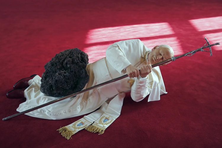 La hotline “Confessional” di Maurizio Cattelan è solo per peccatori