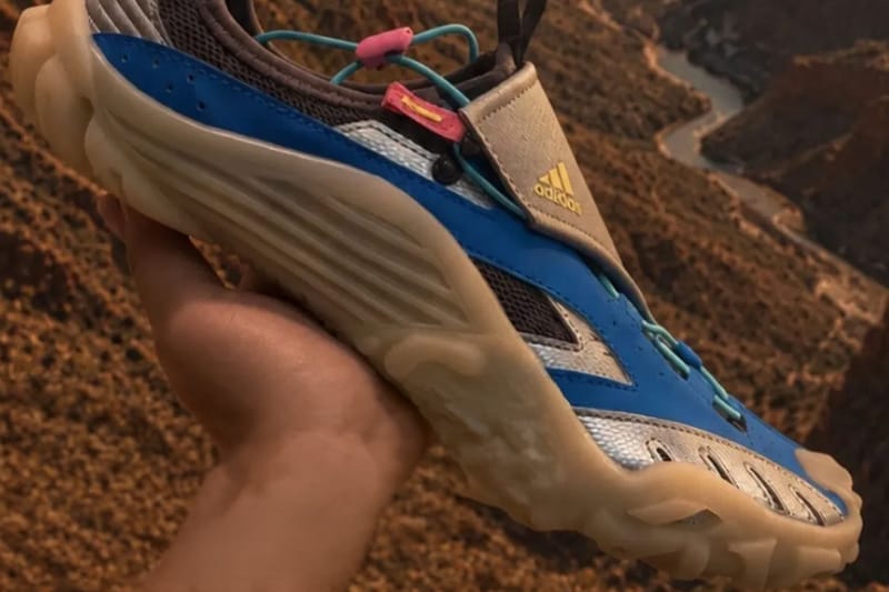 Primo sguardo alle Pharrell Williams x adidas Water Moc "Lucid Ray Blue"