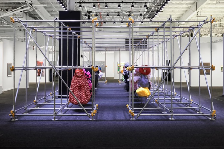 Rei Kawakubo firma la sua prima mostra personale a una fiera d’arte a New York