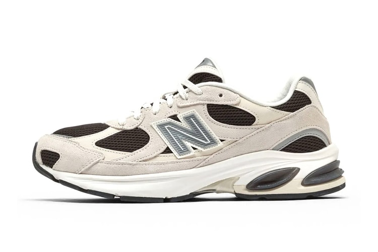 New Balance svela la 2010 in colorazione “Sea Salt/Black Cement”