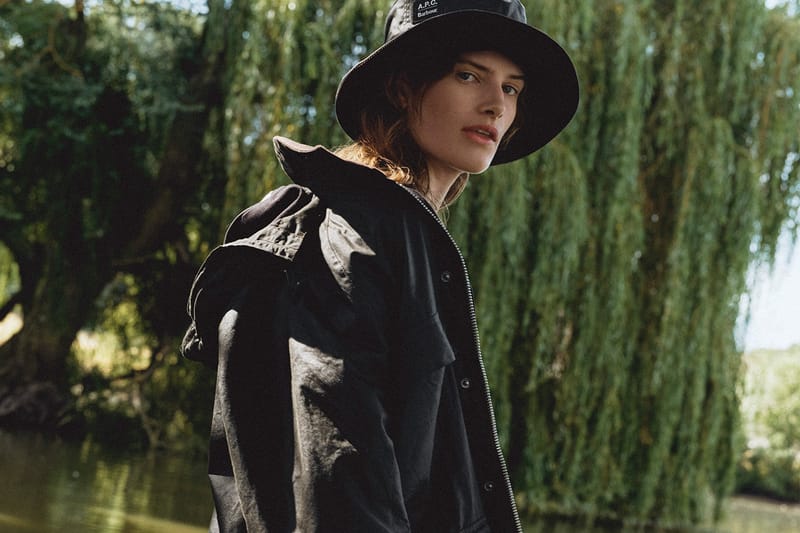 A.P.C. x Barbour: il Premium Thornproof Wax Cotton riemerge dagli archivi per la FW26