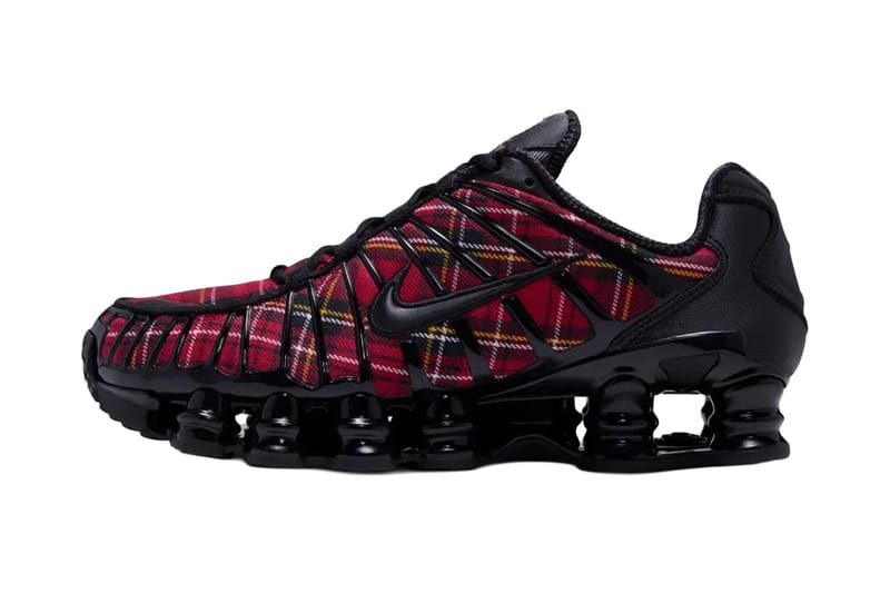 Il "Plaid Pack" di Nike veste quattro classici in tartan rosso