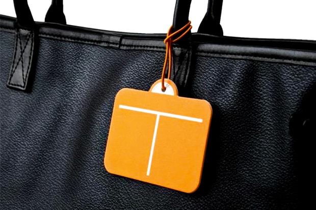 Head Porter と retaW による “Fragrance Luggage Tag”