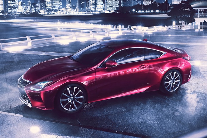 Lexus のスポーツクーペ「RC」が東京モーターショーにて公開