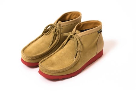 nanamica が Clarks Originals と初となるコラボシューズを制作