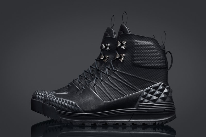 モードな雰囲気の NIKE “Lunarterra Arktos SP” が話題の DSMNY で限定リリース
