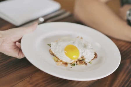 HYPEBEAST Eats… 「Animal Restaurant」豚の耳