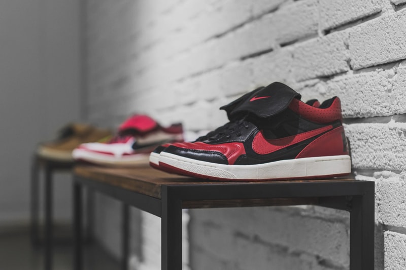“Air Jordan”カラーを纏った NIKE が誇る伝説的フットボールシューズ 『Tiempo ’94 Mid』