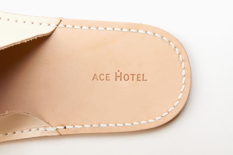 Ace Hotel が Hender Scheme と制作したレザースリッパ