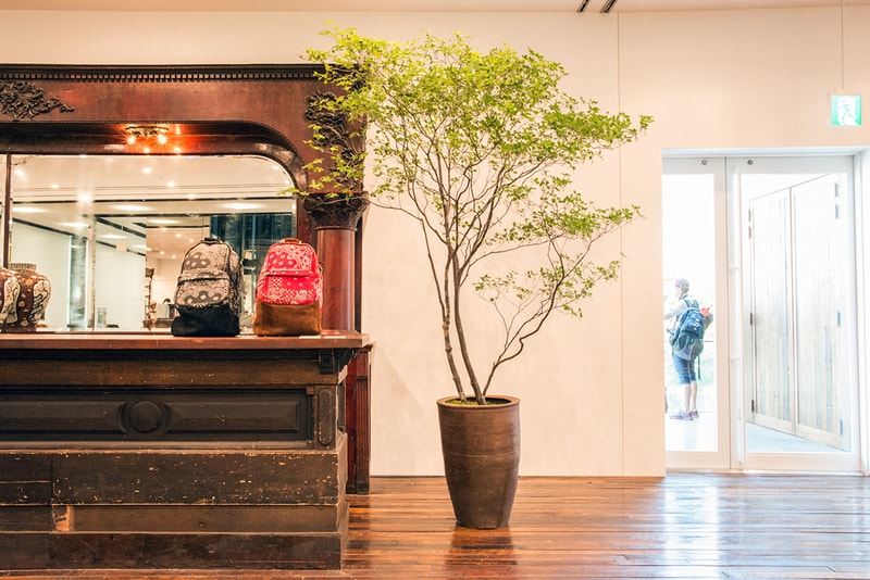 visvim ブランド初となる旗艦店とカフェ“little cloud coffee”