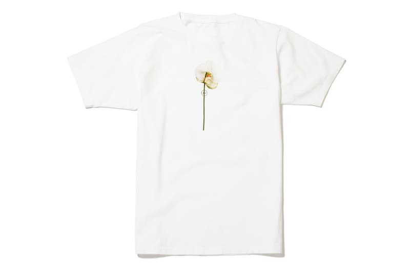 the POOL aoyama にて販売中のフローラルT