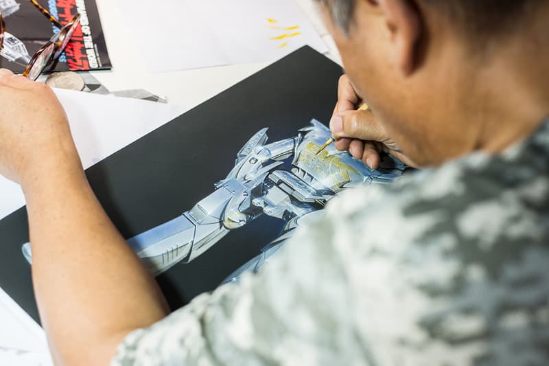 イラストレーター「空山 基」 : British Knights、アート、そして未来 