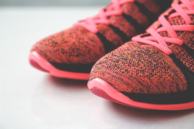 Nike が誇る人気モデル『Flyknit Lunar2』