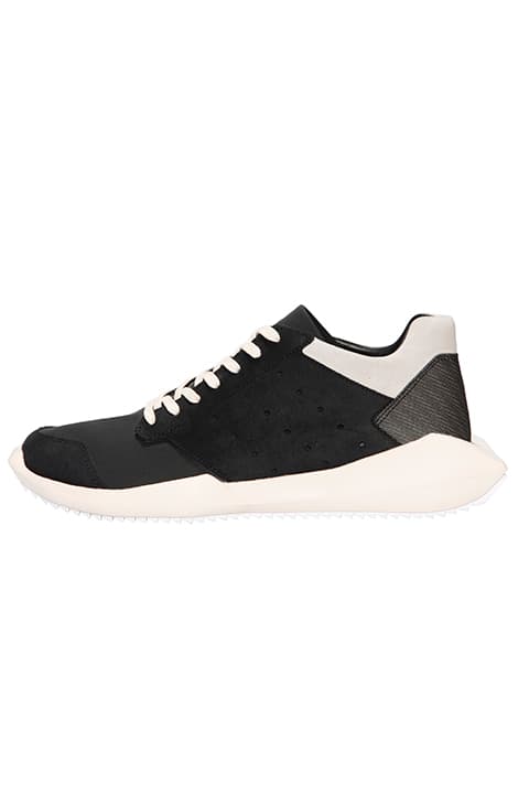 ロンドンのSelfridgesで開催中の“The world of Rick Owens”