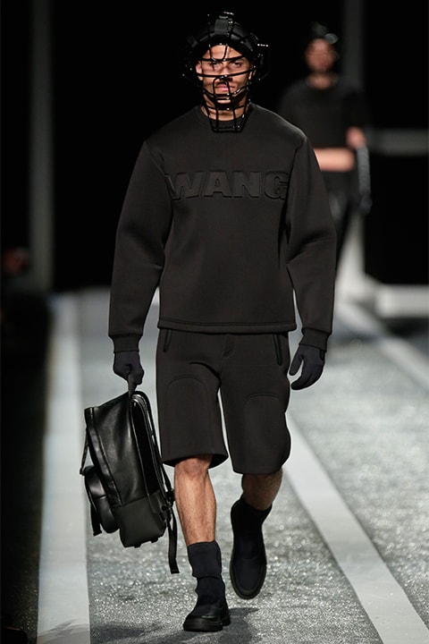 Alexander Wang x H&M collection ランウェイショー開催