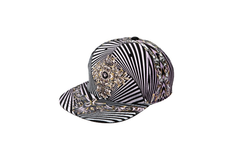 Versace 初のベースボールキャップが登場