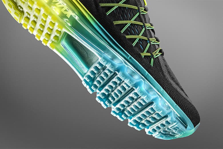ダイナミックなフィット感と大胆なデザインのNike Air Max 2015 登場