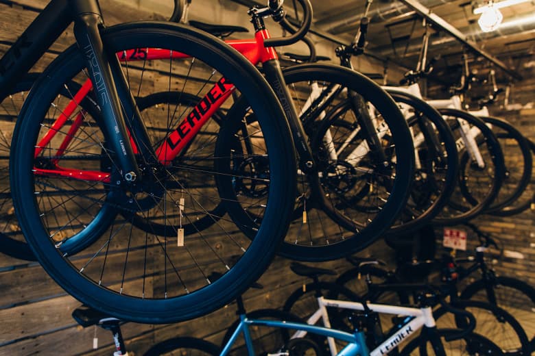 BROTURES 吉祥寺に新ショップをオープン