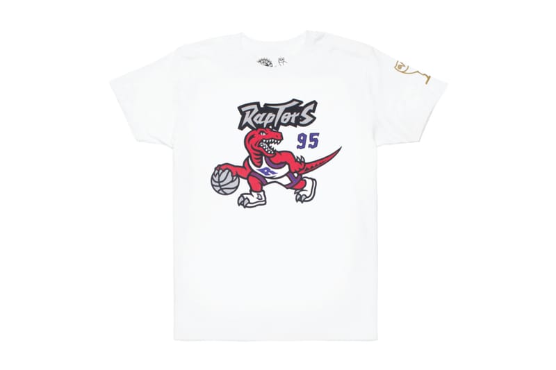 Drake が OVO x Raptors のT-Shirtを制作