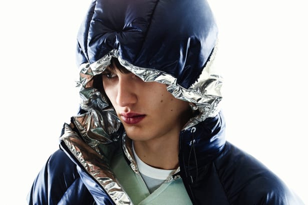 adidas が kolor とのコラボレーションを発表