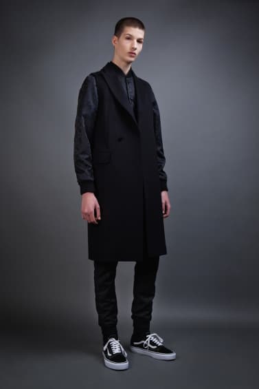 Clothsurgeon 2015年ルックブック "La Ravolution Sorrealiste"