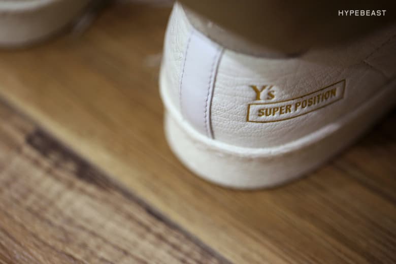 Y’s x adidas Consortium Super Position “White” にフォーカス