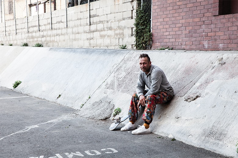 スニーカーをキャンバスにする adidas Originals Superstar 80s by Gonz