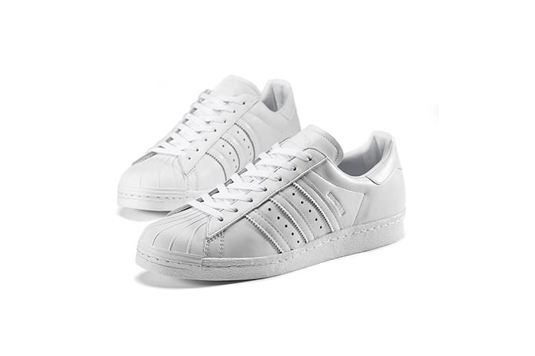 スニーカーをキャンバスにする adidas Originals Superstar 80s by Gonz