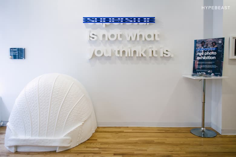 adidas Originals が Superstar の写真展をニューヨークで開催