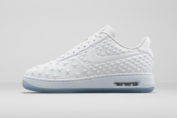 星形スタッズが施された Nike Sportswear 2015 "Constellation" コレクション