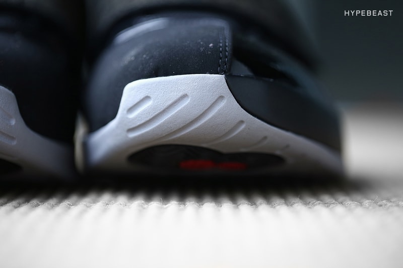 Air Jordan XX “Stealth” にクローズアップ