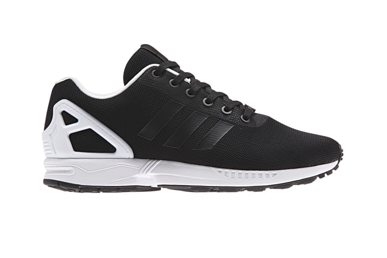 超軽量の adidas Originals ZX FLUX “Lightweight Tech Pack”