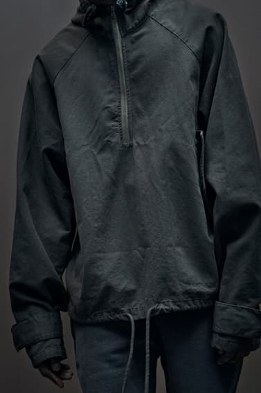 Kanye West が ジーン『Season』を発刊