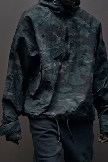 Kanye West が ジーン『Season』を発刊