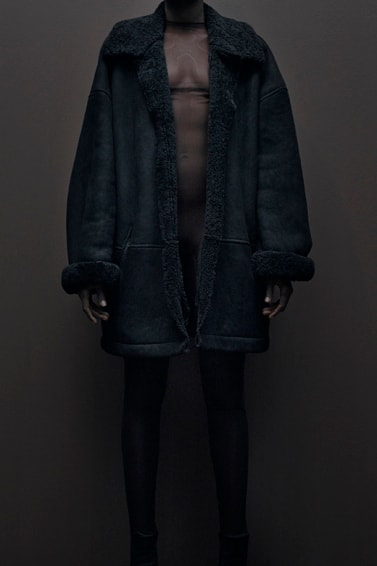 Kanye West が ジーン『Season』を発刊