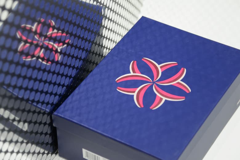 桜をイメージしたアイテムが並ぶ KITH ポップストアが開催中