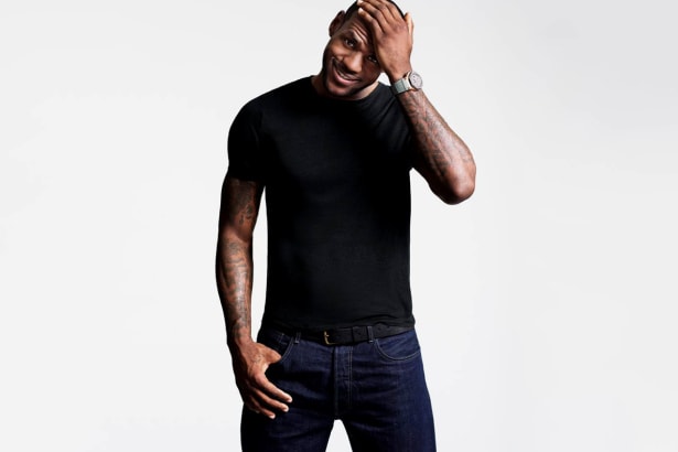 Lebron James が2014年シグネチャーシューズ売上高で1位を獲得