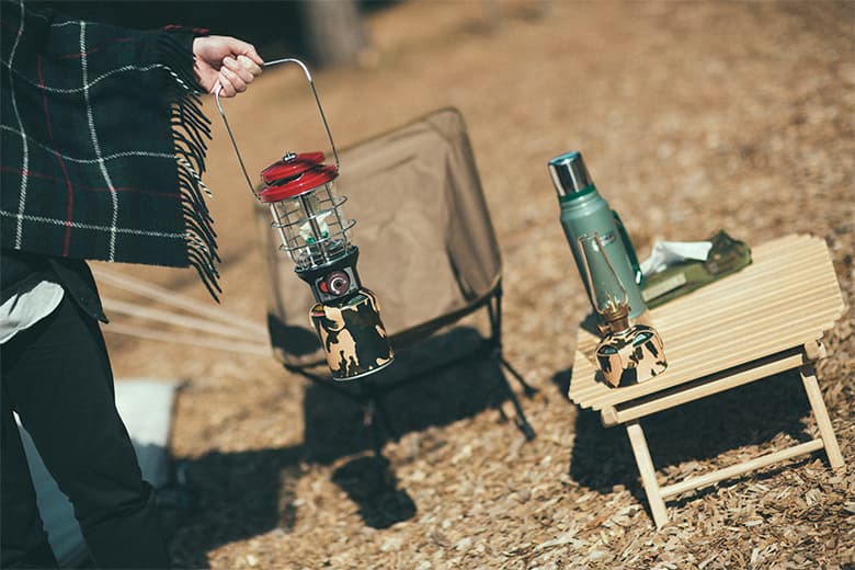 ジャパンメイドにこだわった BrownBrown x ROOPのカモ柄レザーカートリッジケース