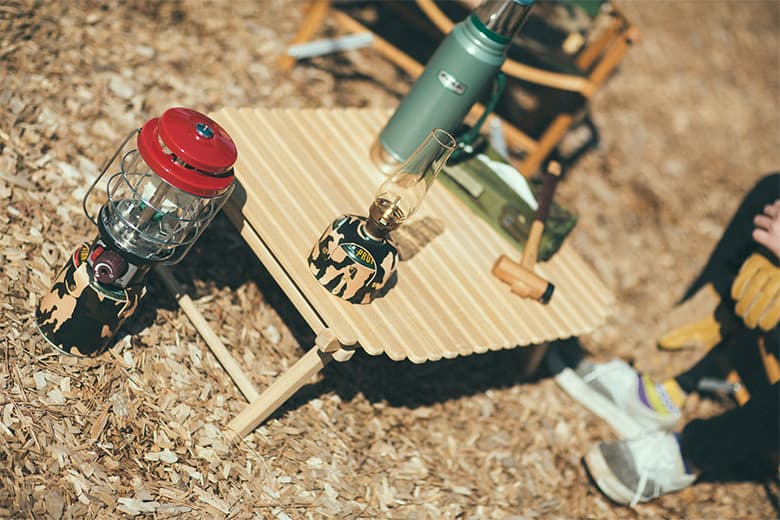 ジャパンメイドにこだわった BrownBrown x ROOPのカモ柄レザーカートリッジケース