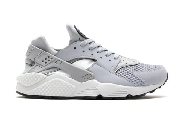 Nike Air Huarache の完全復刻版がリリース