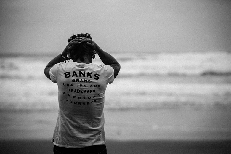 BANKS ポップアップストアが BARNEYS NEW YORK にて開催中