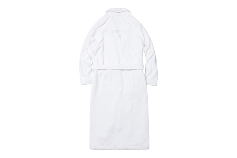 Supreme x Frette Terry Bathrobe をリリース