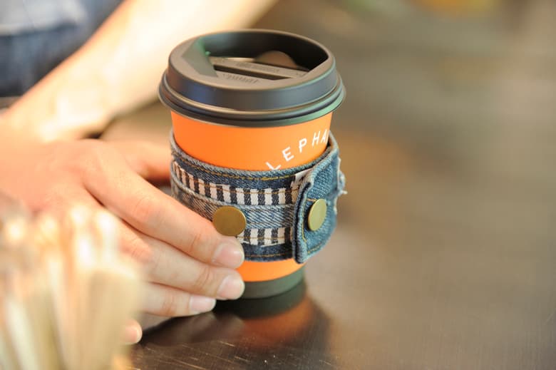 WOAW x Midwest "WOAWWEST" デニムパッチワークコレクション